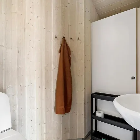 4 Bedroom Gorgeous In Sydals Hébergement de vacances Skovby (Syddanmark)