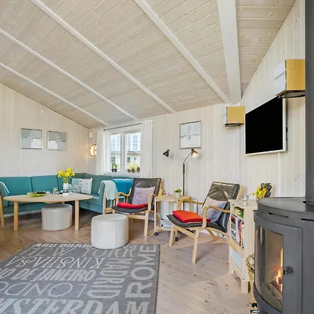 Holiday home 4 Bedroom Gorgeous In Sydals Skovby (Syddanmark)